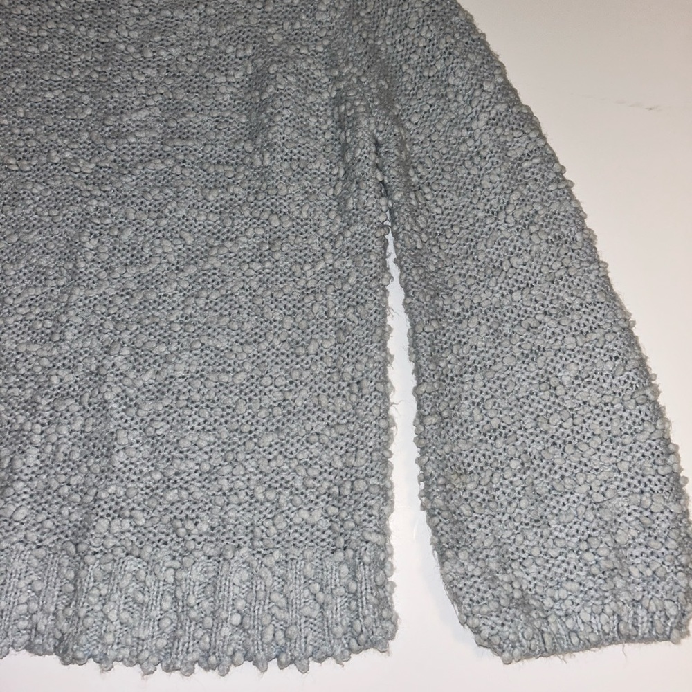 BillaBong pale blue, cowl neck popcorn sweater sz‎ Medium - Picture 2 of 9